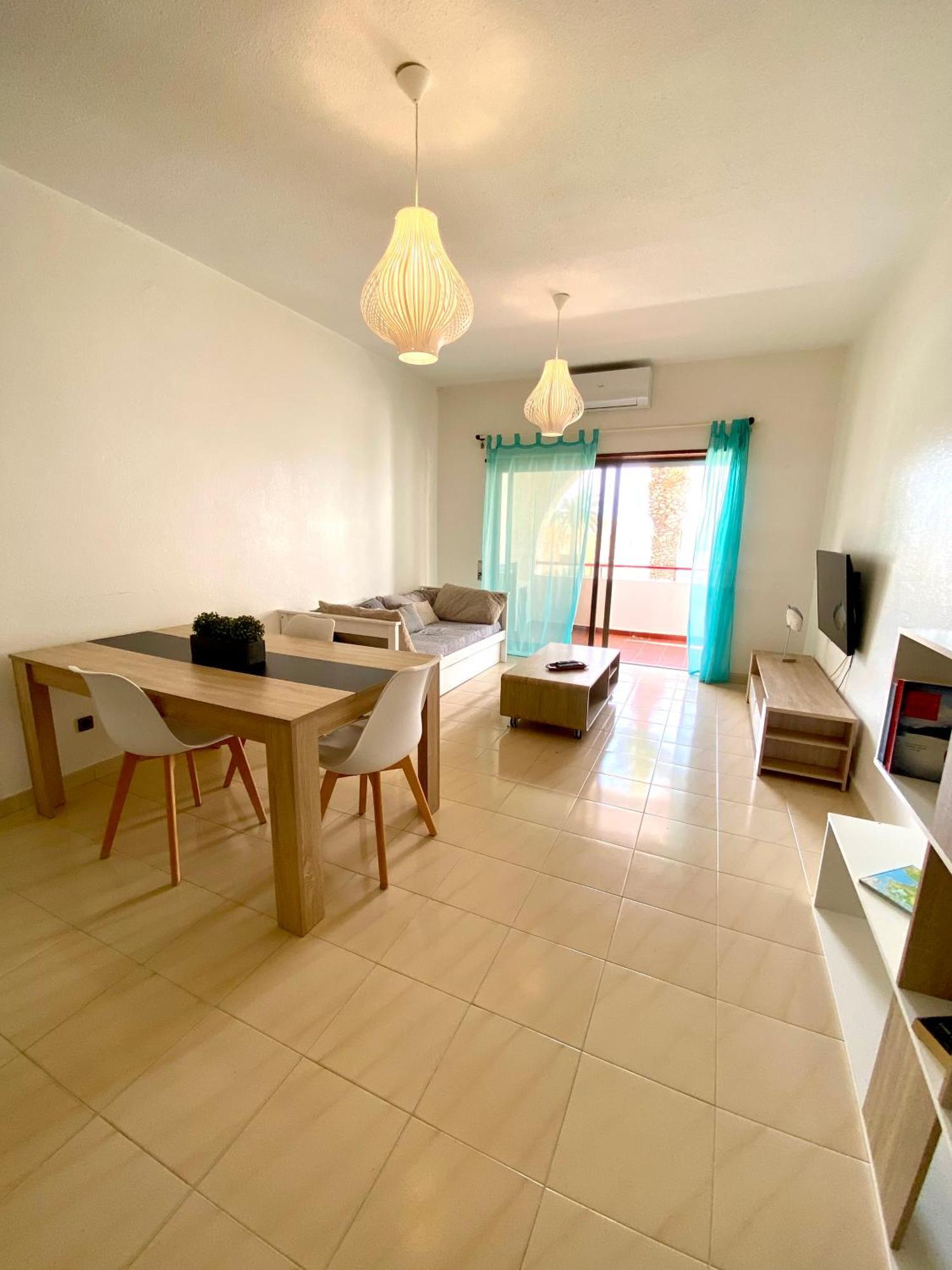 Algarve Sunny Apartment Porches (Algarve)